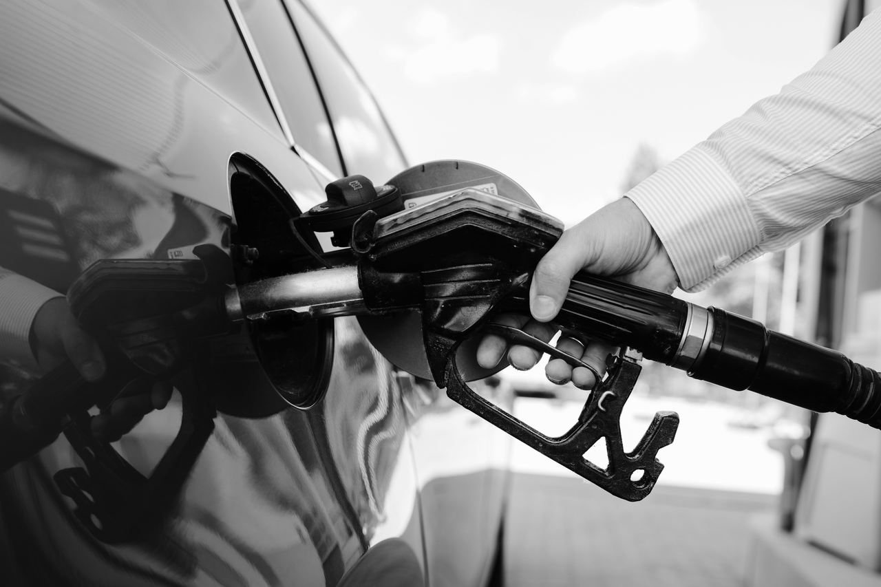 Pesquisa da Webmotors mostra que maioria dos motoristas abastecem com gasolina
