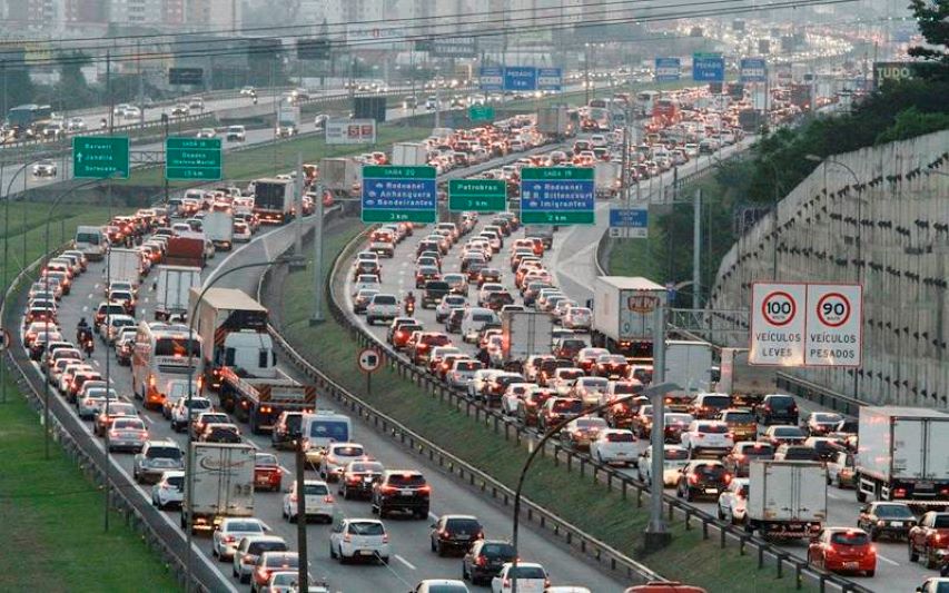 SP e RJ registram crescimento no tráfego nas estradas e no volume das frotas